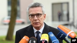 Menteri Dalam Negeri Jerman Thomas de Maiziere di Wittenberg, Jerman, 31 Oktober 2017. (Foto: dok).