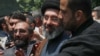 یک تصویر آرشیوی از مجتبی خامنه‌ای مربوط به خرداد ۹۸؛ از زمان معرفی او به عنوان رهبر جدید جمهوری اسلامی، هیچ تصویر یا فایل صوتی از او منتشر نشده و در هیچ جمعی حضور نداشته است.