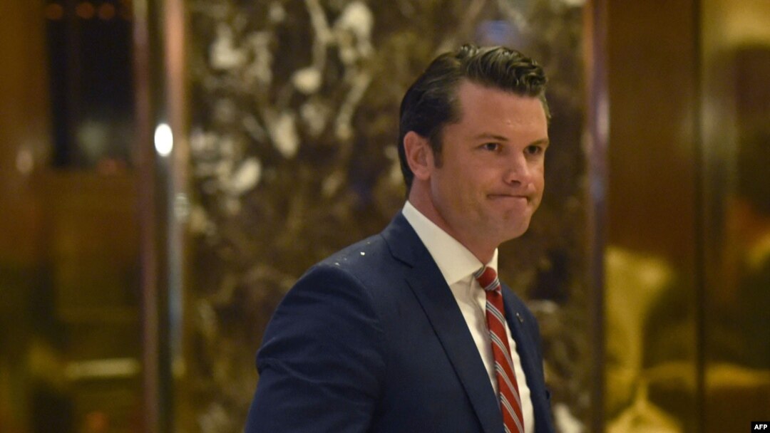 Pete Hegseth stiže u Trump Tower na sastanak s novoizabranim predsjednikom Donaldom Trumpom u New Yorku, 29. novembra 2016. godine.