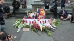 Նյու Յորքում ծաղիկներ են տեղադրել նվիրված Մինեապոլիսում ոստիկանի կողմից չորս օր առաջ սպանված քսանամյա երիտասարդի հիշատակին