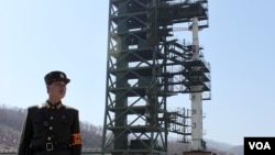 지난해 4월 장거리 미사일 '은하 3호'를 발사 준비 중인 있는 북한 평안북도 동창리 발사장.