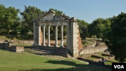 Taman nasional kuno 'Apollonia' di Albania (foto: dok). 