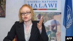 Ikponwosa Ero, experte indépendante des Nations Unies sur l'albinisme, lors de sa visite officielle au Malawi, le 29 avril 2016.