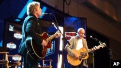 The Who's Pete Townshend (r) and Roger Daltrey (l) will provide the halftime entertainment for the upcoming Super Bowl.