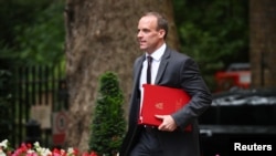 Britain's Secretary of State for Exiting the European Union Dominic Raab arrives in Downing Street, London, Sept. 4, 2018.