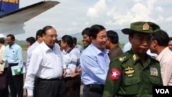 KIO နဲ႔ေဆြးေႏြးဖို႔ အစိုးရၿငိမ္းခ်မ္းေရးအဖြဲ႔ ေရႊလီကို ထြက္ခြာ (ေအာက္တိုဘာ ၂၈၊ ၂၀၁၂)