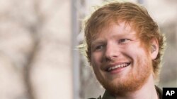 Ed Sheeran tampil di acara NBC "Today" di New York, 8 Maret 2017.