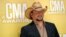 Jason Aldean arrives at the 46th Annual Country Music Awards at the Bridgestone Arena in Nashville, Tennessee, Nov. 1, 2012. 
