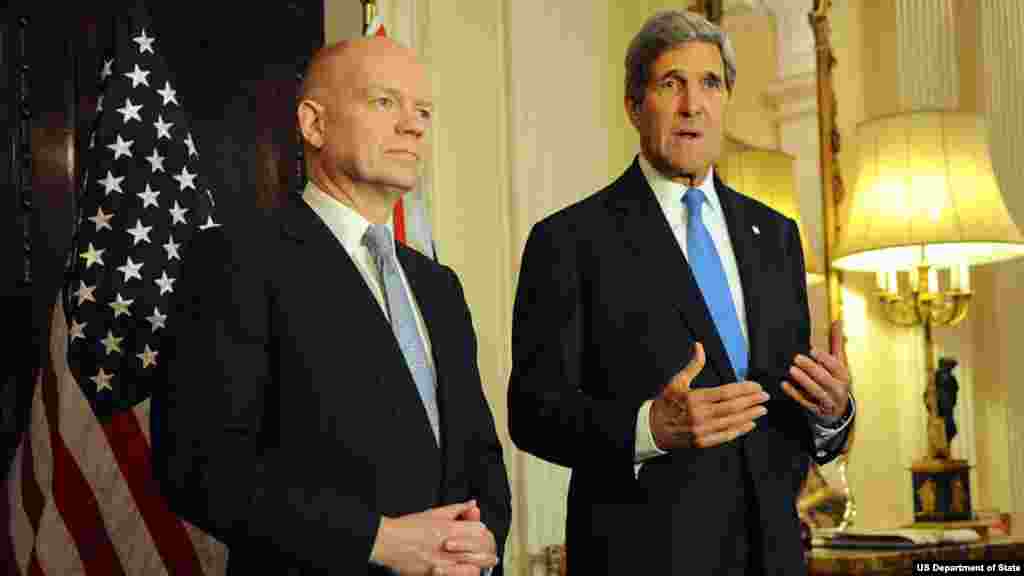 Secretary Kerry and Foreign Secretary Hague Speak to Reporters in London.