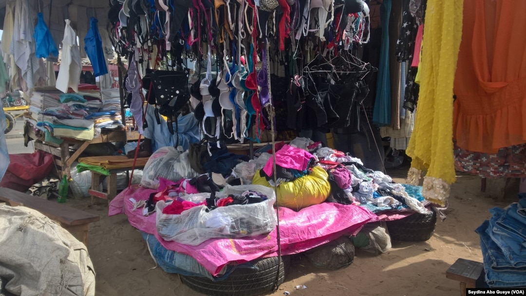 Le business de la friperie à Dakar