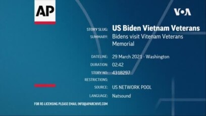 Tổng thống Biden và Phu nhân bất ngờ viếng đài tưởng niệm Cựu chiến binh Việt Nam