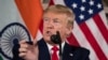 Le président américain Donald Trump lors d'une table ronde à Roosevelt House, le mardi 25 février 2020, à New Delhi, en Inde. (Photo AP / Alex Brandon)
