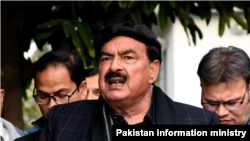Pakistani Interior Minister Sheikh Rashid Ahmed talking to the media in Islamabad after his visit to NACTA headquarters, Dec. 21, 2020. (Courtesy: Information Ministry)