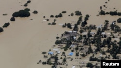 극심한 홍수 피해를 입은 미얀마 사이강 지역을 공중에서 내려다 본 모습