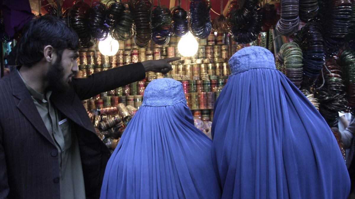 Мусульманский рынок. С праздником Курбан байрам афганском. Исламские праздники. Афганский рынок. Афганистан базар.