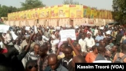 (VOA/Kassim Traore)