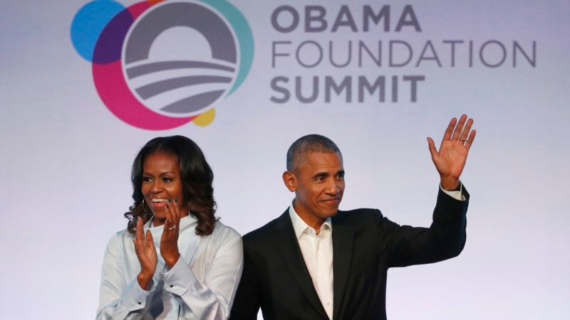 Netflix Says It Has Signed Barack and Michelle Obama to Deal