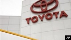 Investigators Find No Electronic Flaw In Toyotas