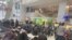 Мігранти з Іраку очікують на евакуаційний літак в аеропорту Мінська, 18 листопада 2021 року