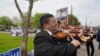 Los ciudadanos que llegaron a este centro de votación en Houston, Texas, fueron recibidos con mariachi. (Foto: Alejandra Arredondo)