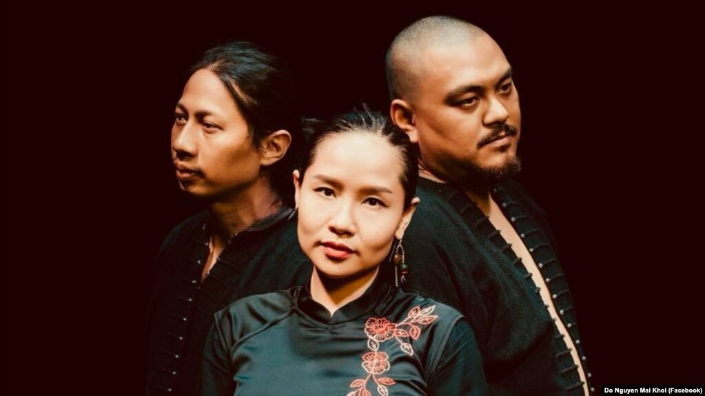 Các nghệ sĩ trình diễn trong đêm 8 tháng Chín, từ trái: Nguyễn Đắc Minh, Mai Khôi, Quyền Thiện Đắc. (Nguồn: FB Do Nguyen Mai Khoi)