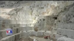 اٹلی کے قصبے کرارا کا سفید سنگ مرمر