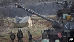 Tentara Israel di dataran tinggi Golan yang dikuasai Israel dekat perbatasan dengan Suriah. (Foto: Dok)