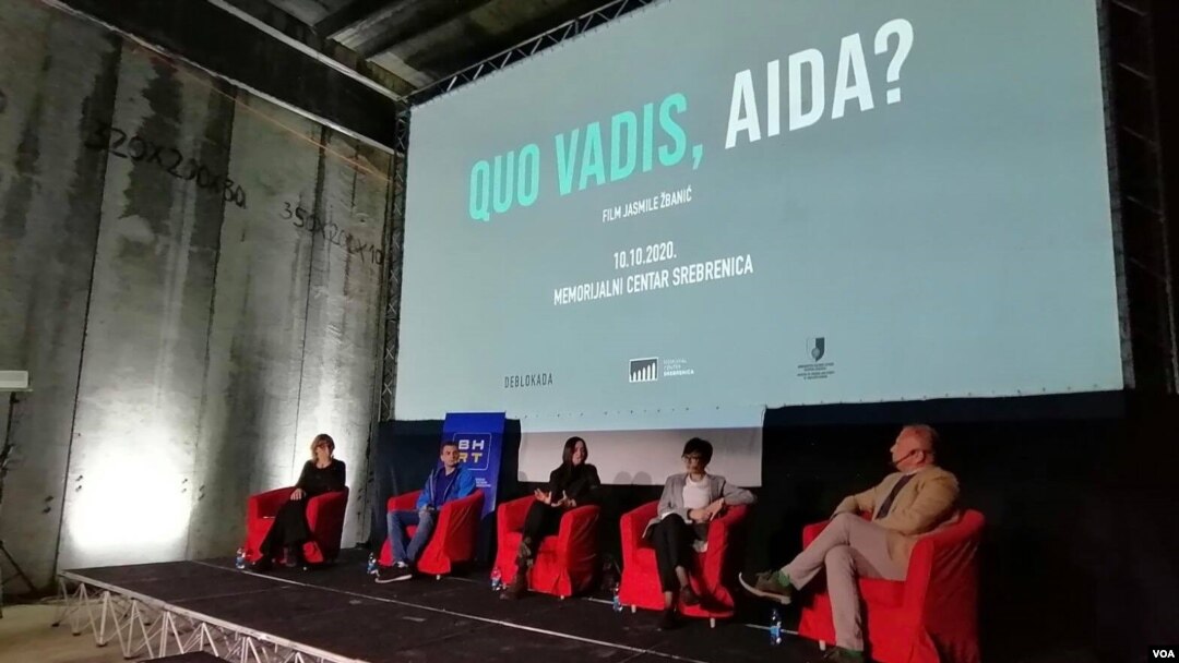 ARHIVA- Projekcija filma "Quo vadis, Aida?" prikazan u bivšoj Fabrici akumulatora u Potočarima