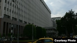 位於台北市敦化北路的台塑大樓 (網絡照片)