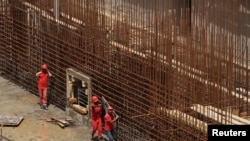 Construction du barrage de la Grande Renaissance sur le Nil, dans la région de Benishangul Gumuz, en Éthiopie, le 26 septembre 2019. (REUTERS/Tiksa Negeri)