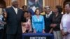 Bathakazelela Ukusayinwa kweJuneteenth edale leCongress yeMelika