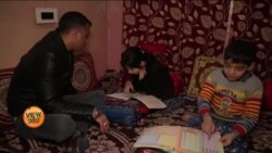 کشمیر: تعلیمی ادارے کھل گئے مگر بیش تر طلبہ غائب