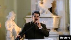 El presidente en disputa, Nicolás Maduro, instó a las autoridades colombianas a adelantar una investigación sobre los nexos de la banda criminal 'Los Rastrojos' con Juan Guaidó y el gobierno de Iván Duque.