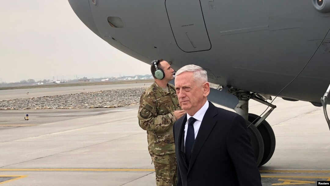 Menteri Pertahanan Amerika Jim Mattis tiba di Kabul, Afghanistan, 13 Maret 2018.