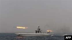 Brod iranske mornarice za vreme vojnih vežbi u Omanskom moru.