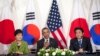 Obama Holds Trilateral Talks With Japan, S. Korea