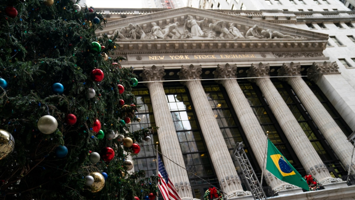 Wall Street Week Ahead -'Santa Claus' Stocks Rally?