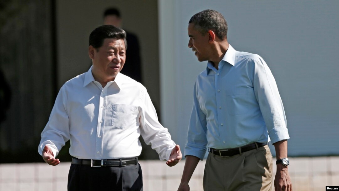Presiden AS Barack Obama dan Presiden China Xi Jinping di rumah peristirahatan kepresidenan di Sunnylands, Rancho Mirage, California (8/6). 
