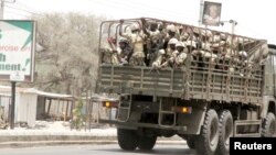 Pasukan Nigeria dalam operasi melawan militan Boko Haram di Maiduguri (foto: dok).