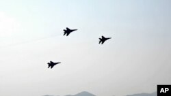 북한 매체가 공개한 전투기 훈련 장면 (자료사진)