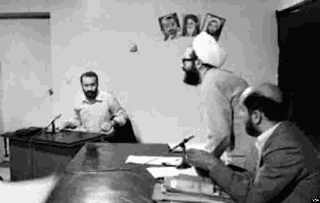 12 bahman khomeini