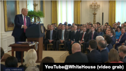 عکس از یوتیوب قصر سفید. 