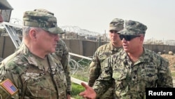  General Mark Milley li bingeheke Bakur Rojhilatê Sûriyê bi hêzên Amerîkî re diaxive