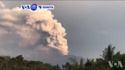 VOA60 DUNIYA: Jami’ai Indonesia Sun Bada Umarnin Kwashe Mutane Dubu 100 Dake Tazarar Mil 5 Zuwa 6 Daga Dutsen Agung