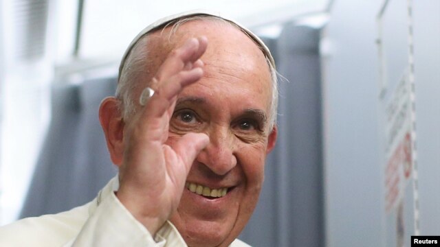 El papa Francisco se reunirá con los niños y luego pasará al gimnasio de la escuela localizada en Harlem donde hablará con padres de familia.