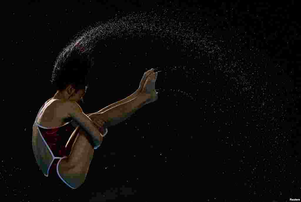 China&#39;s Shan Lin is seen during diving practice during the Youth Olympic Games in Buenos Aires, Argentina, October 8, 2018.