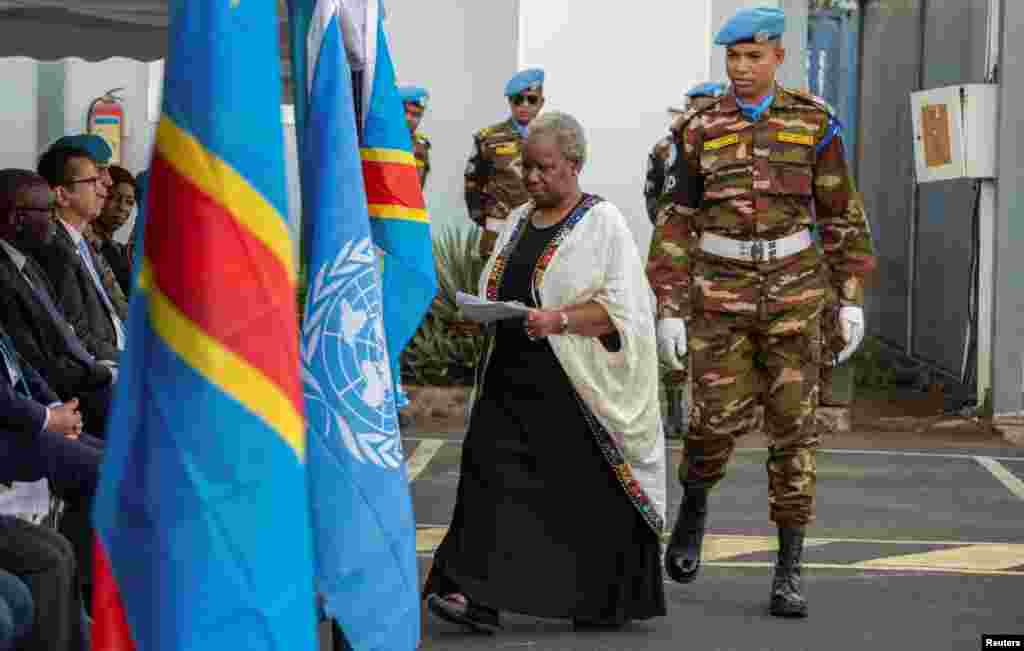 Bintou Keita Mjumbe maalum wa Katibu mkuu wa UN nchini Congo na Mkuu wa MONUSCO, atowa heshima zake kwa walinda amani akitembelea Goma.