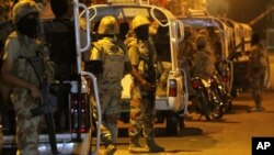در نتیجه درگیری دیروز میان پولیس و معترضان در شهر کراچی پاکستان ۱ تن کشته و ۸ تن دیگر زخمی شدند