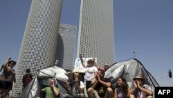 Протестующие в Тель-Авиве перекрыли дорогу