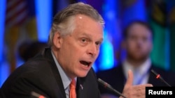 Gobernador de Virginia, Terry McCauliffe.